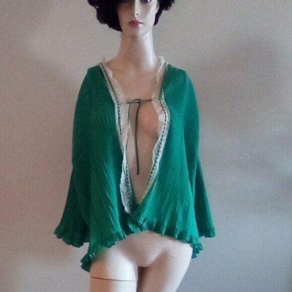 Assortment Of VTG Clothing Christian Dior/ Beautyskin/  Van Raalte   Sizes S-M - Picture 2 of 8